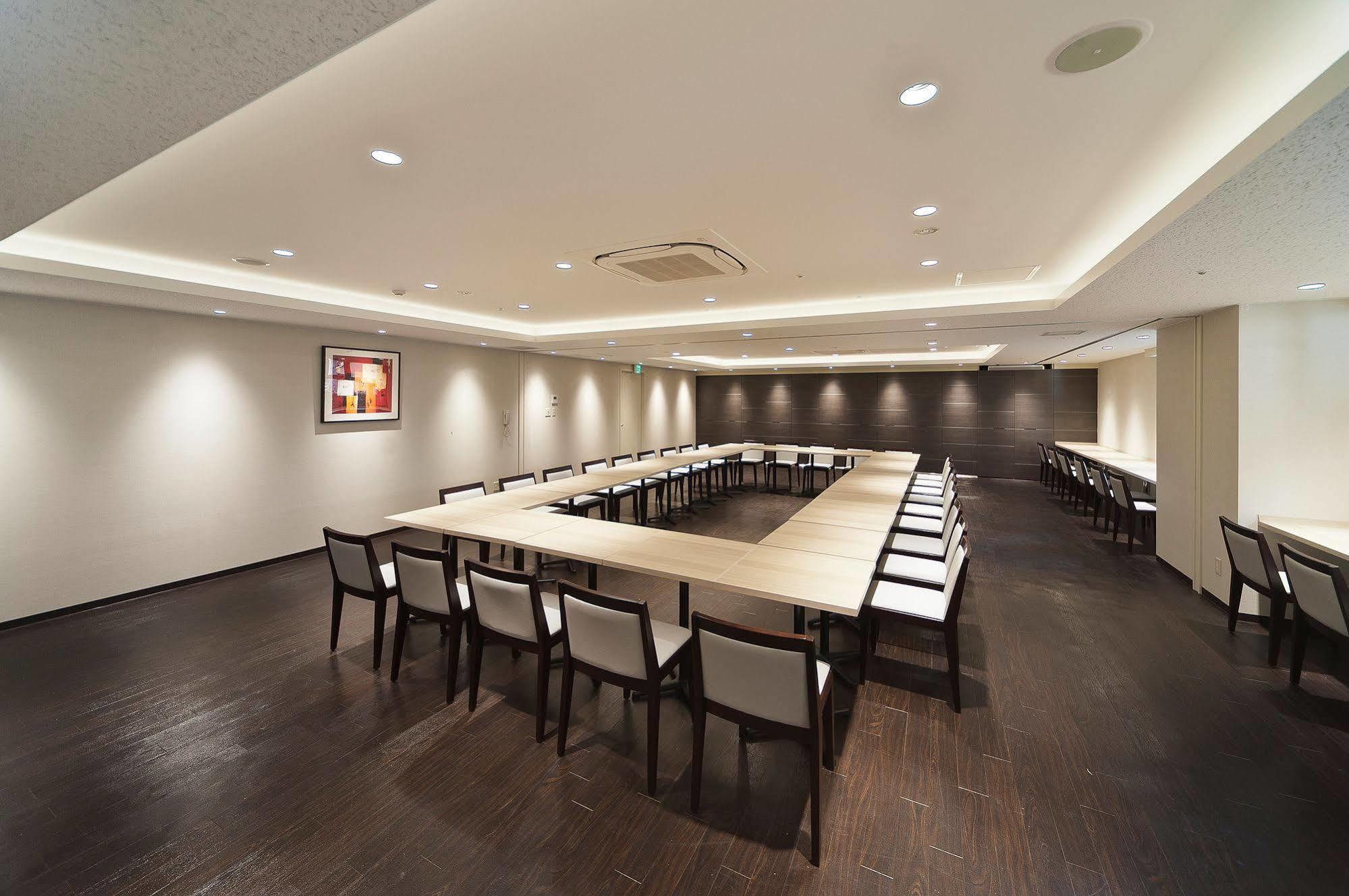 New Central Hotel Tokyo Eksteriør billede